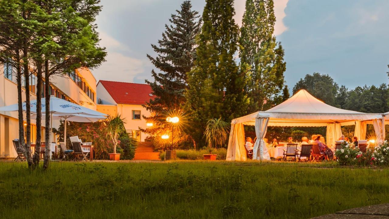 Seepark Hotel Am Wandlitzsee Exteriér fotografie